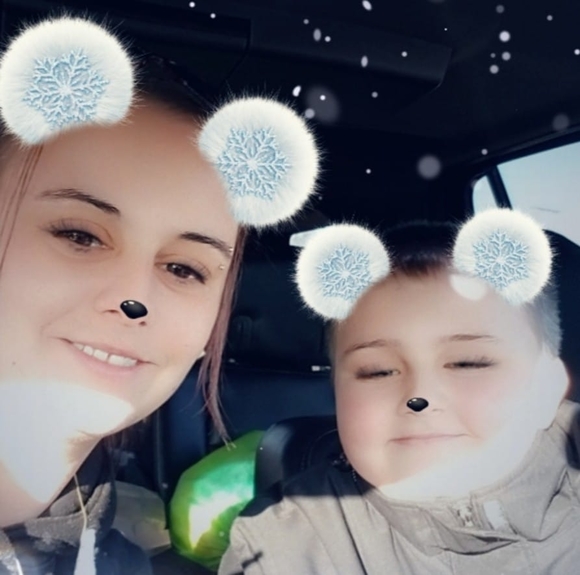 Meet your Posher, Tracy - Picture 1 of 1